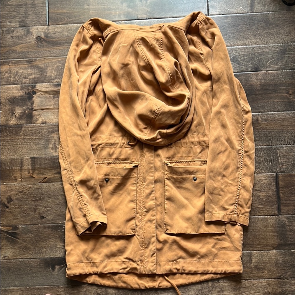 Yellow jacket